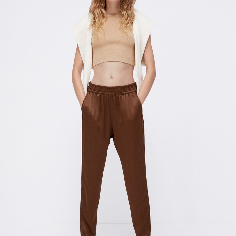 Cropped Knit Top in Taupe Brown